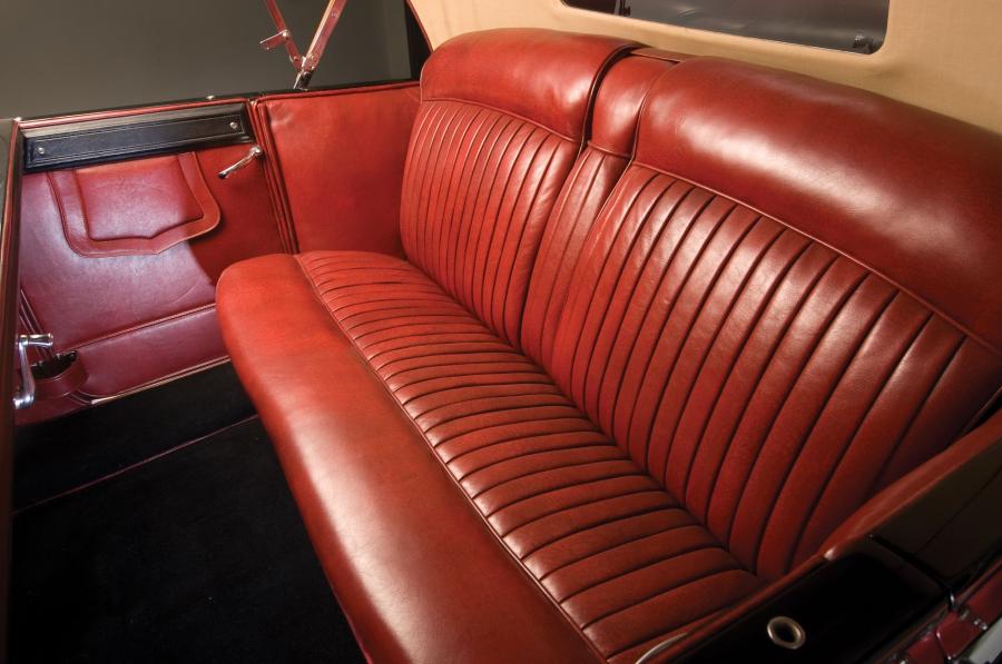  Chrysler CL Imperial Sport Phaeton by LeBaron 1933 года  (фото 4 из 8)